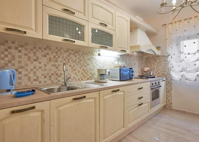 Munat In * Istrien 4* Liznjan